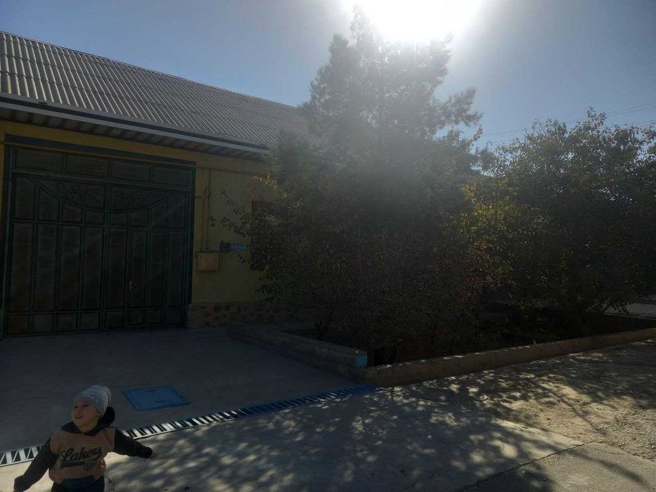 Ховли сотилади - 6 сотих (Навоий ш. Гулистон 3)