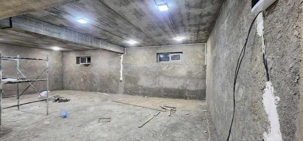 Срочно Продается цокольный этаж 231 м2 геофизика можно под бизнес