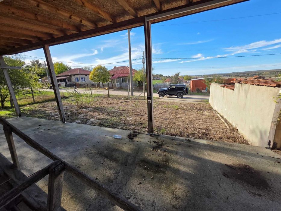 Продава се парцел