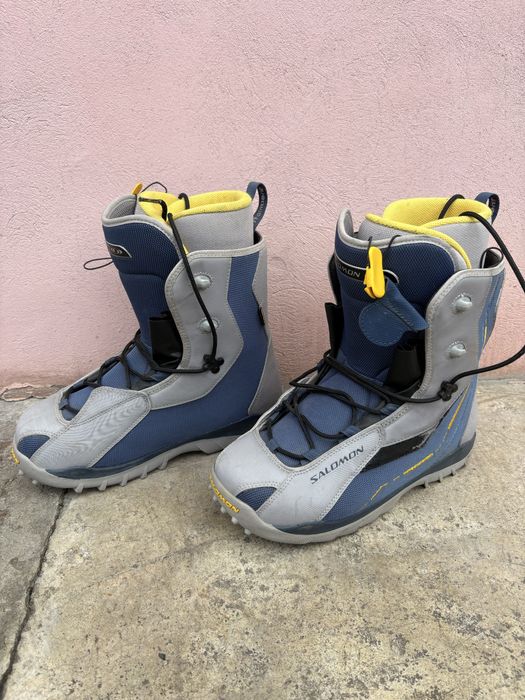 Boots Salomon 44