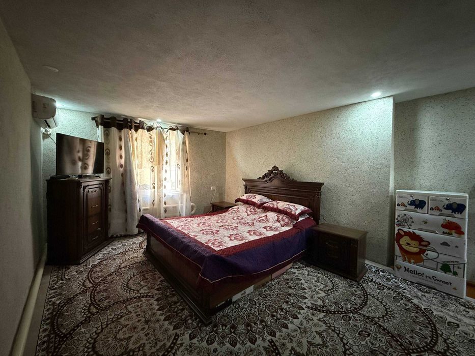 Buxoroda  MARKAZIDAN  2.1 Sotiqli hovli sotiladi