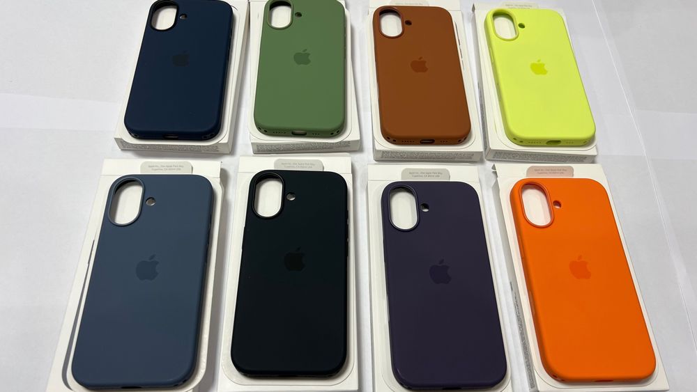 iPhone 17 Silicone Case MagSafe, Camera Control