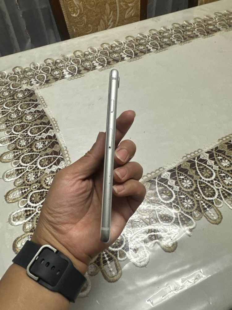 Продается Iphone 8 64 gb