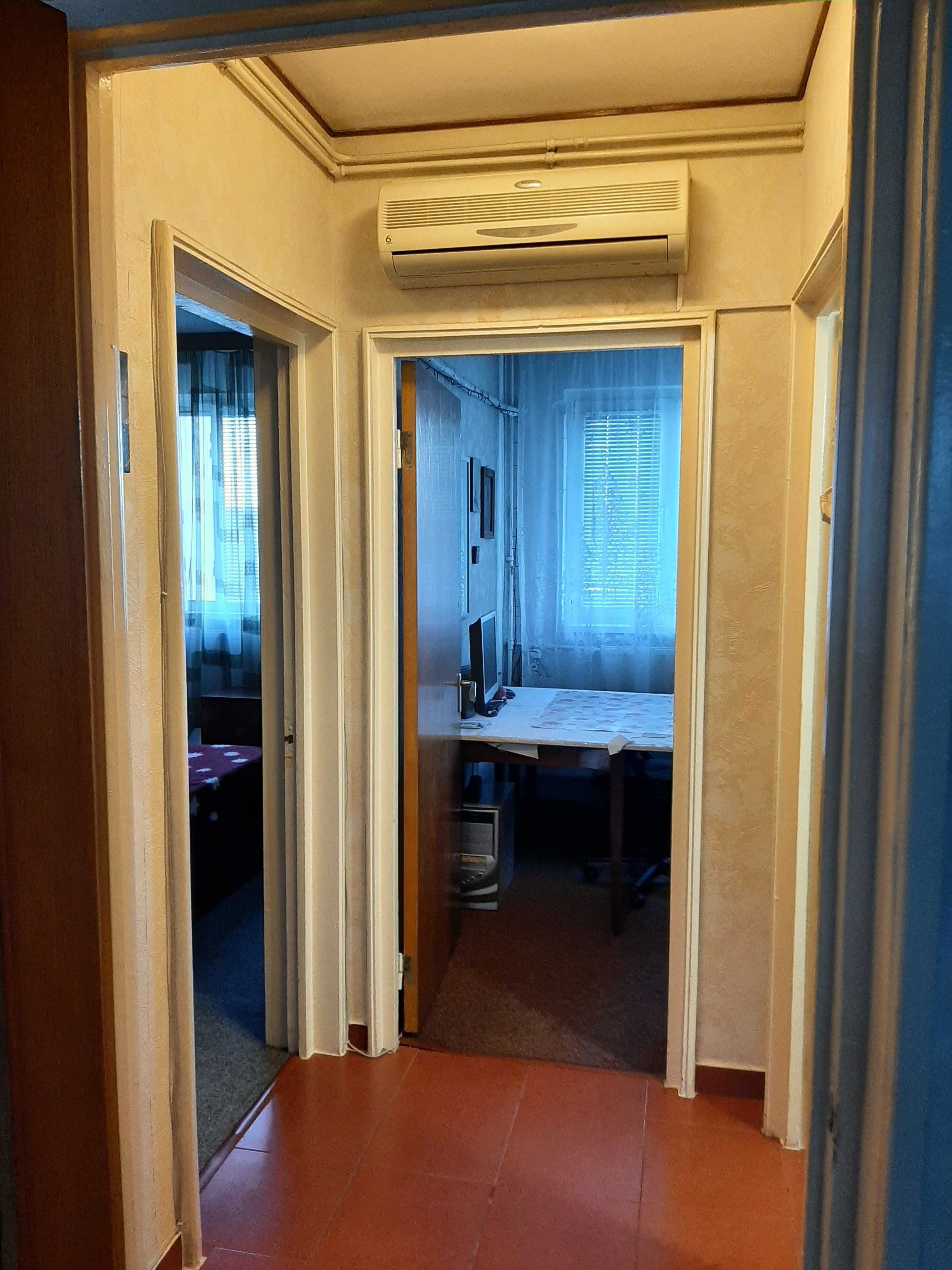 Apartament 3 camere, Dr. Taberei, str. Sibiu, metrou Favorit