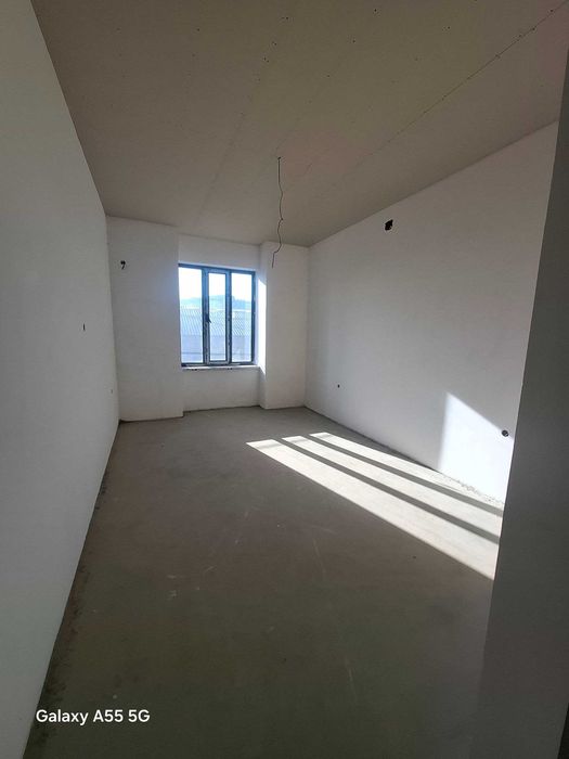 Продаётся дом в Яшнабадском районе ( Олмос).