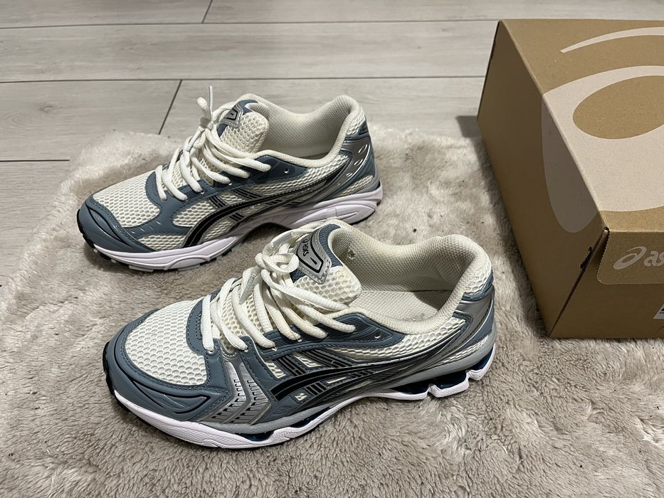 Asics kayano 14  marimea 41.5