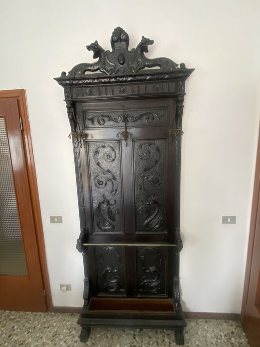 Cuier de perete cu suport de imbrele  220x100