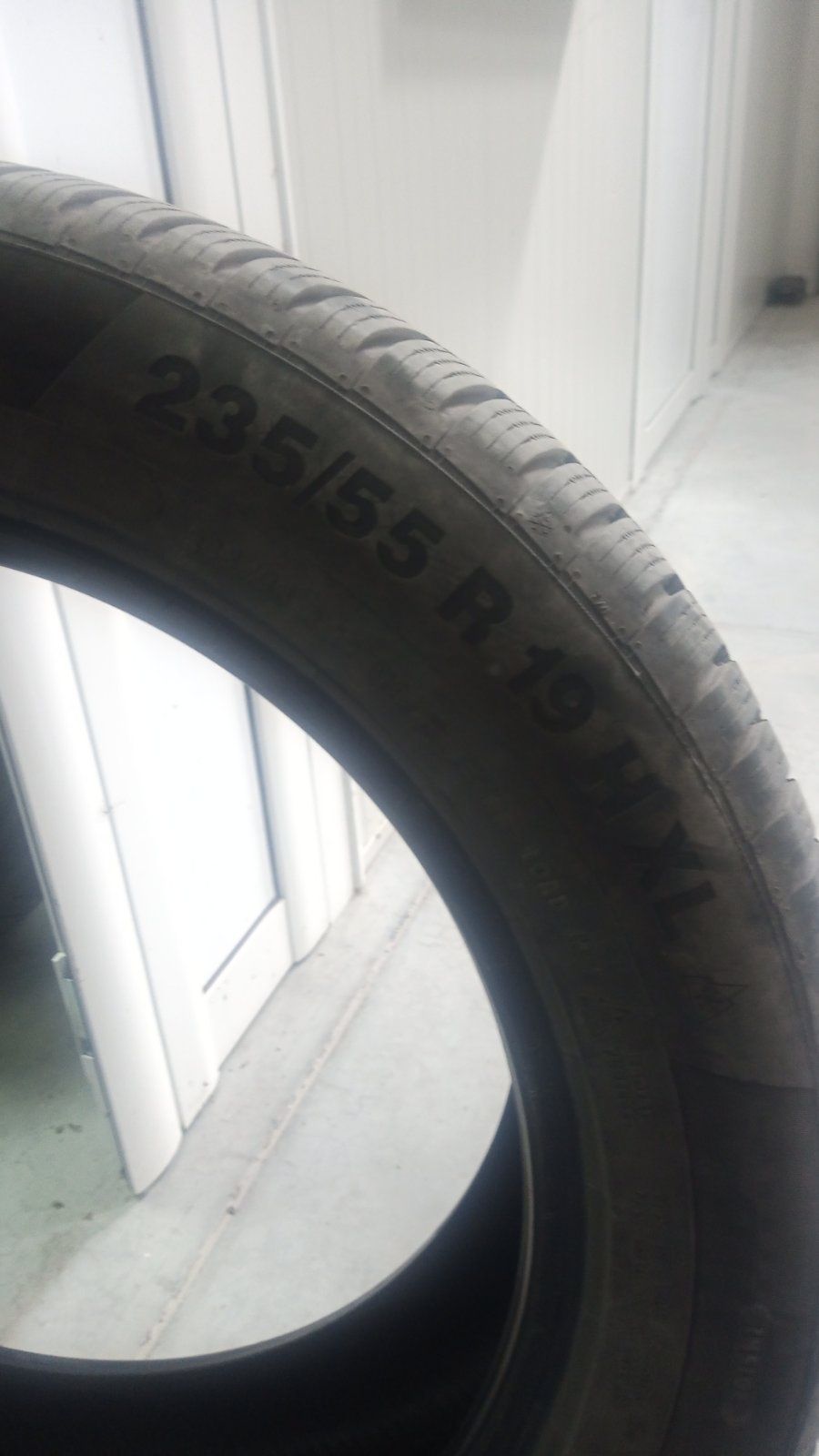 Continental 235/55 R 19 H XL