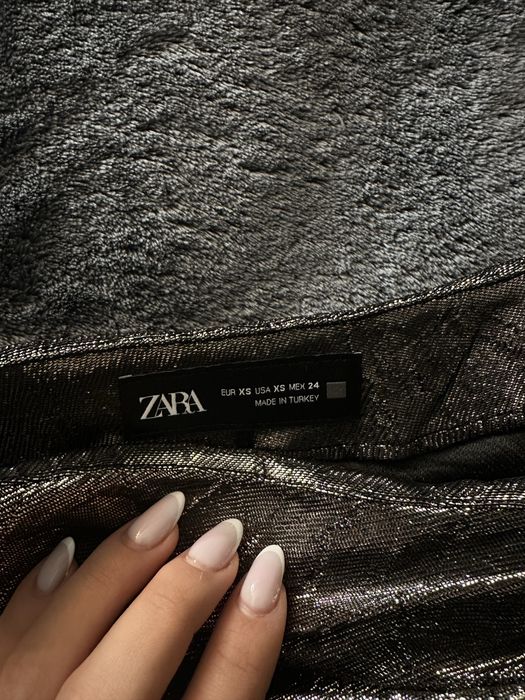 ZARA mid waist jeans