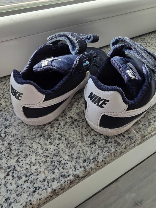 Детски маратонки Nike.Обувани са 3 пъти ,в отлично състояние..