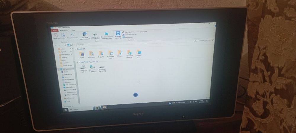 Телевизор Sony 27"