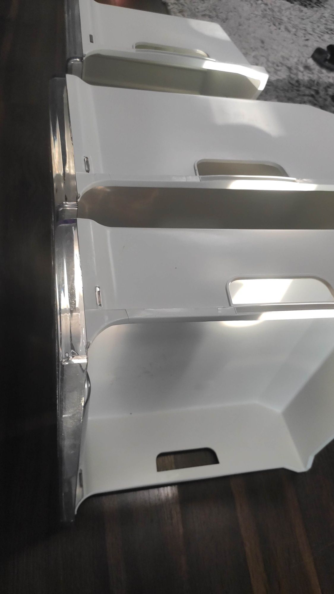 Sertare congelator rafturi usa frigider combină Zanussi ZRB940PW2