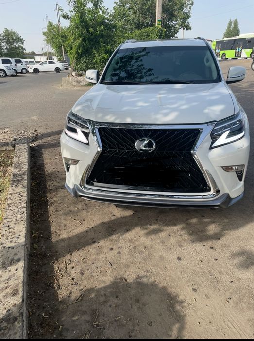 lexus 460 sotiladi ideal holatda