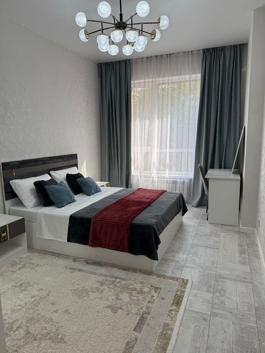 Просторная уютная 2 комнатная квартира в старом центре города