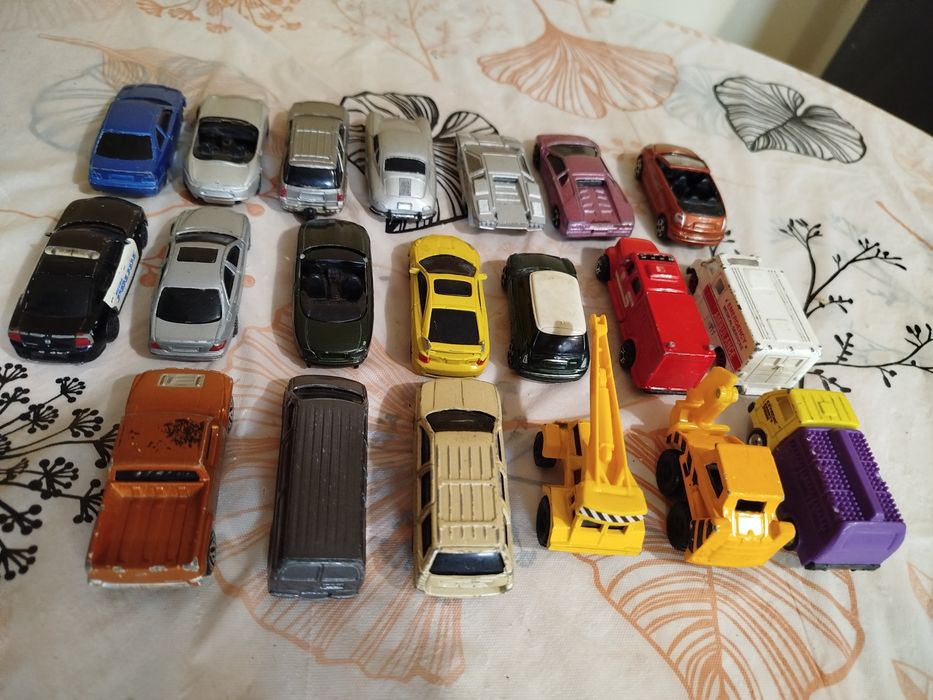 Колички Maisto 20 бр