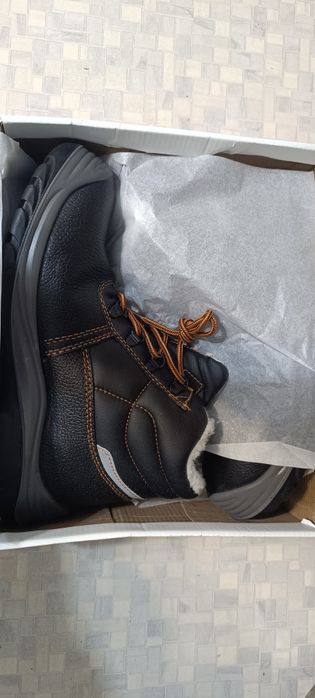 Спецодежда комбинезон ботинка