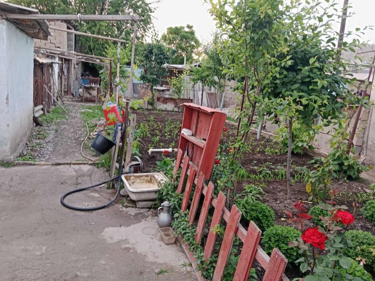 Yer sotiladi.Eski Sergeli.dakumenti bor