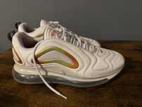 NIKE airmax 720 marimea 45 (29cm)in stare foarte buna