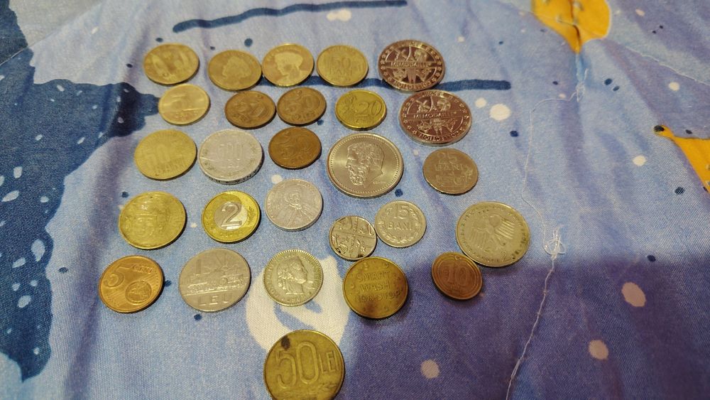Vind bagnote și monezi vechi