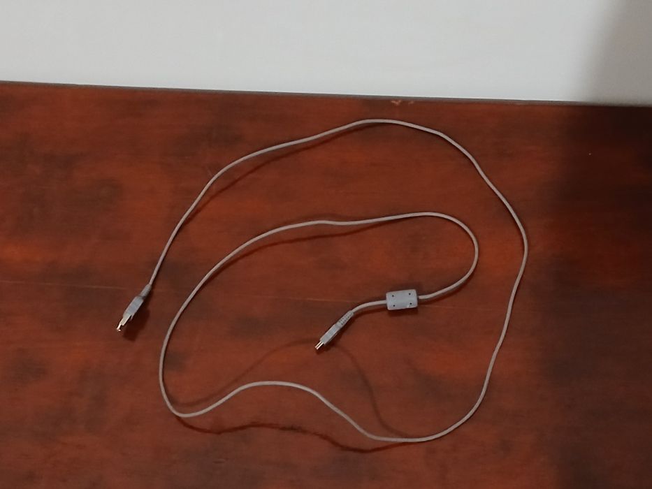 Vând ps3 cu o manetă