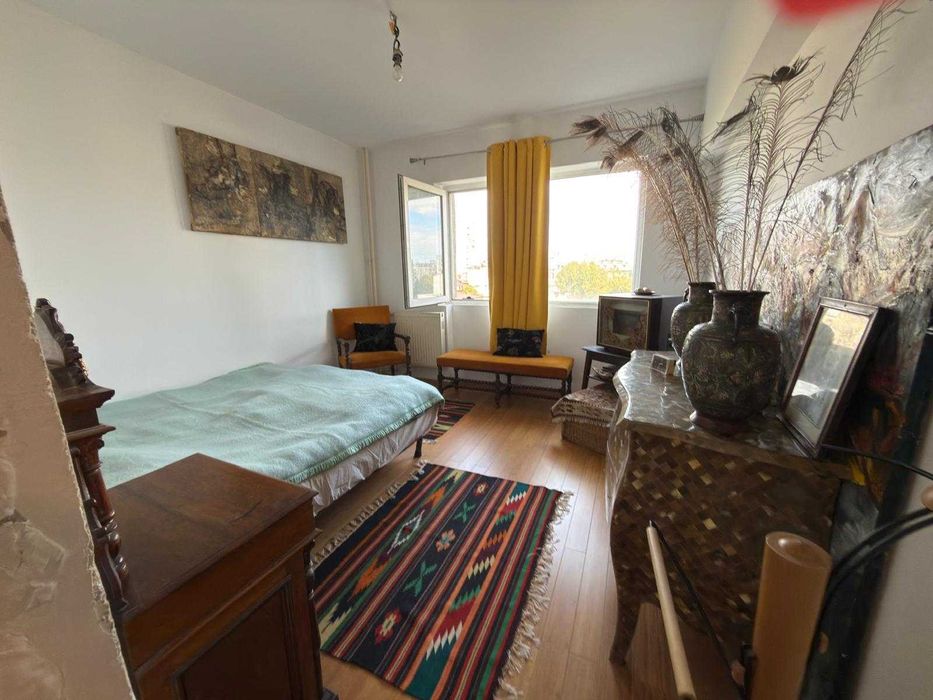 4 camere in blocul Scriitorilor, Piata Constitutiei Apolodor nr. 13-15