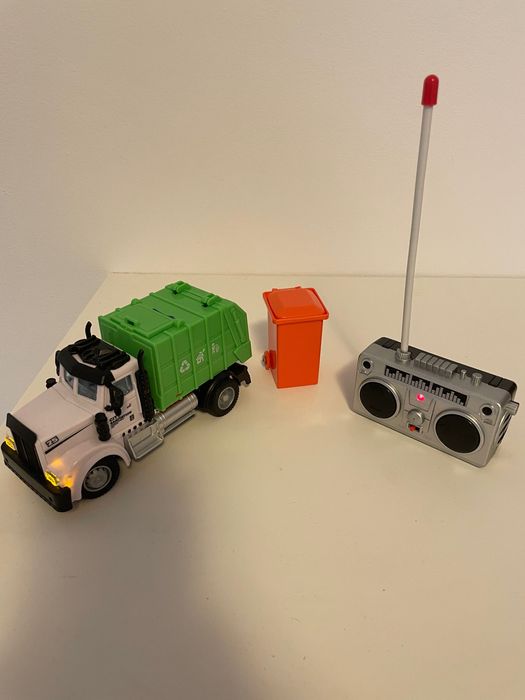 Set masina de gunoi cu telecomanda