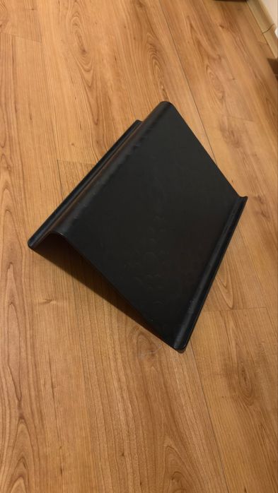 Поставка за лаптоп Икеа