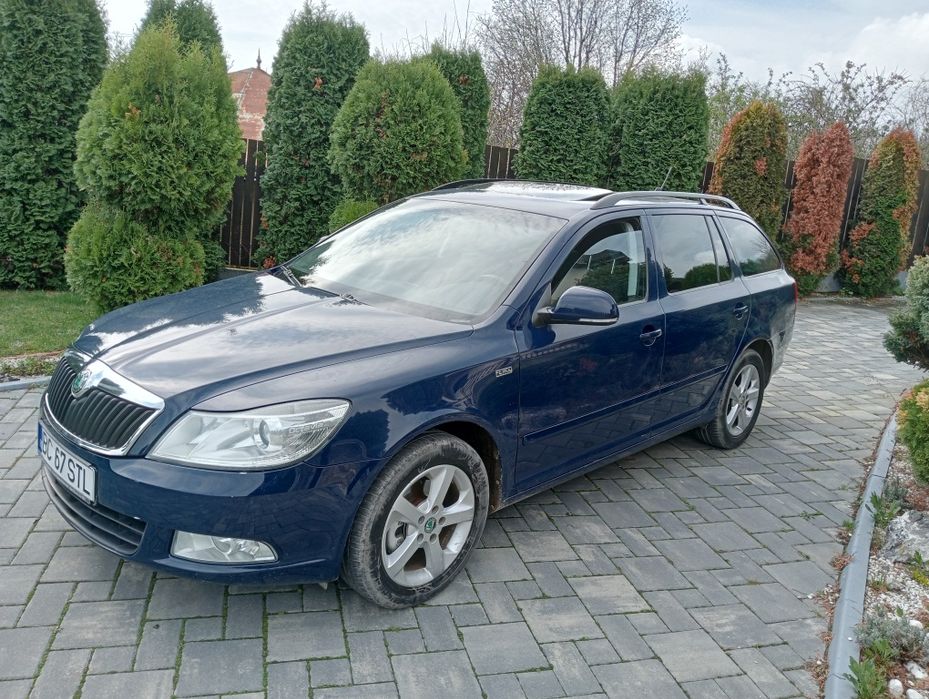 Vând skoda octavia 2013