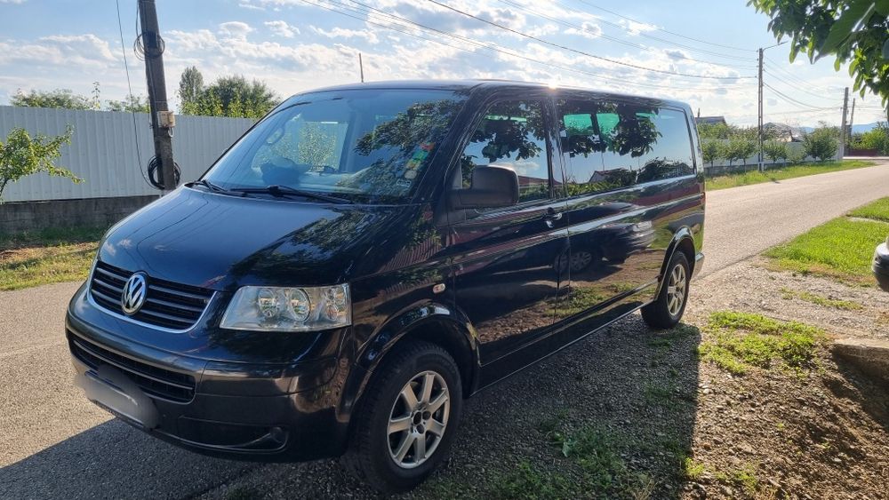 Vand/Schimb VW T5 Caravelle XXL 8+1 din 2009 motor 2.5D