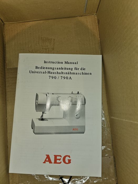 Masina de cusut noua neutilizata AEG 790 cu 23 de cusaturi