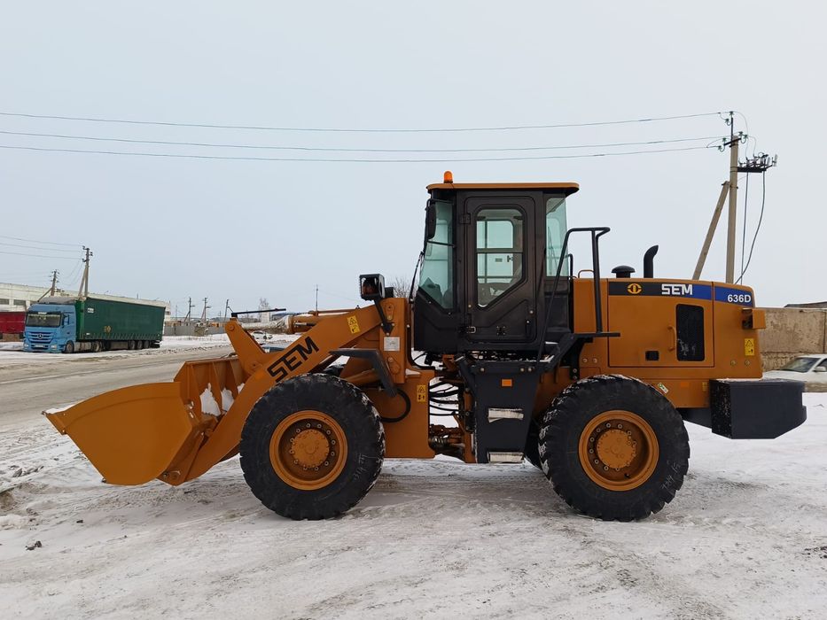 Сдам в аренду 2-х кубовый погрузчик Sem