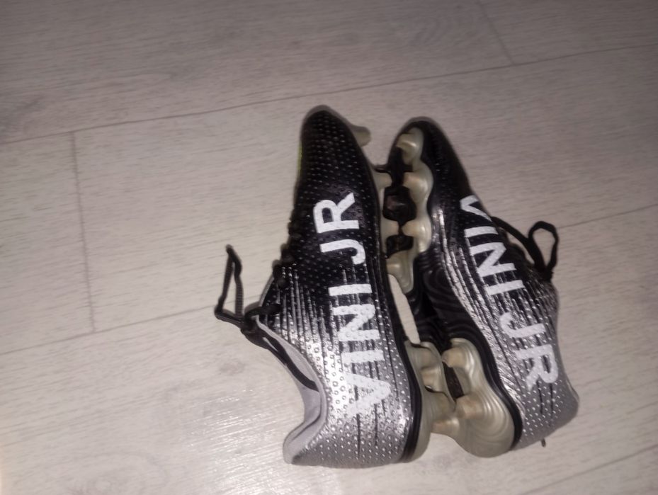 Кроссы вини Джуниор