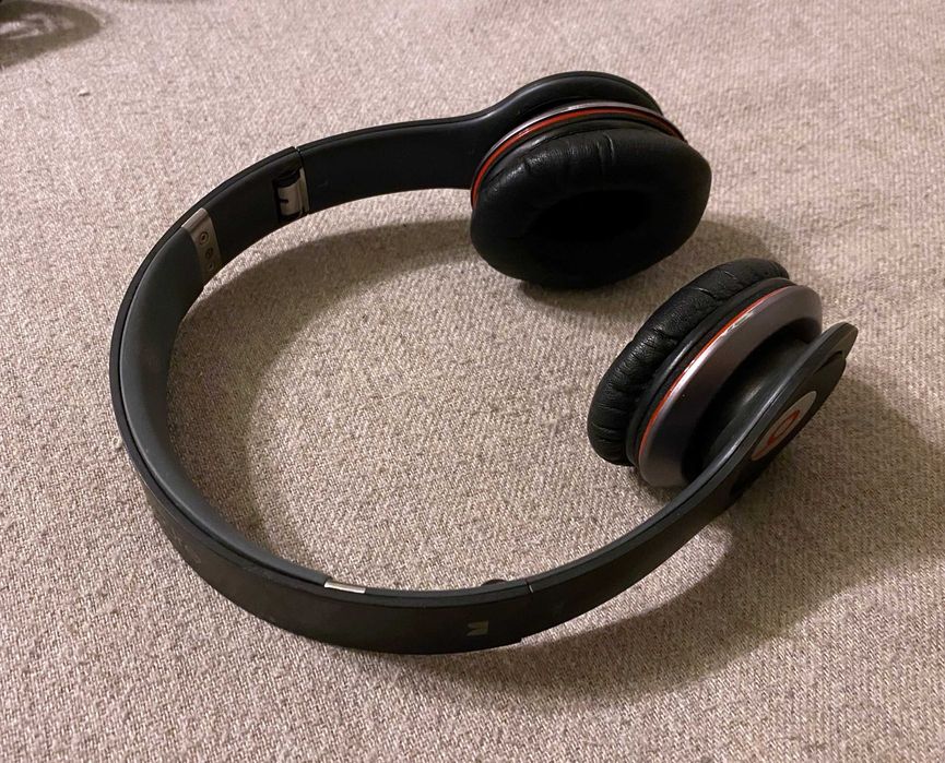 Casti Beats by Dr Dre Solo HD originale pliabile  husa si cablu audio