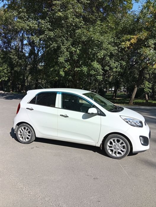 Kia Pikanto 2014 г.в. 1.2. объем.