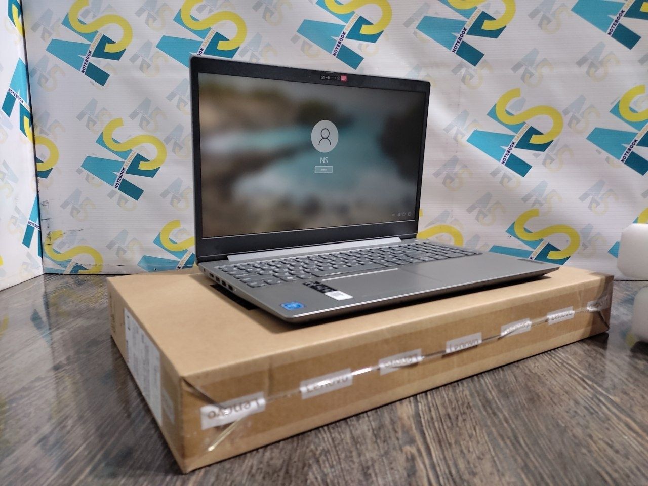Туғма SSDли (тез ишлейдиган) ноутбук кутаётган мижозларга