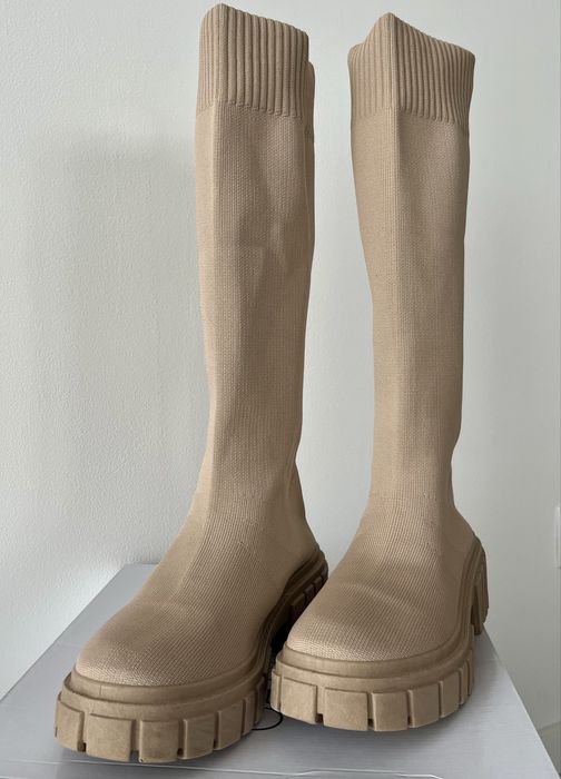 Cizme elegante tip șosetă