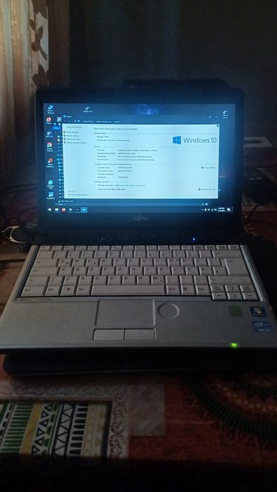 Laptop fujitsu 14 inch