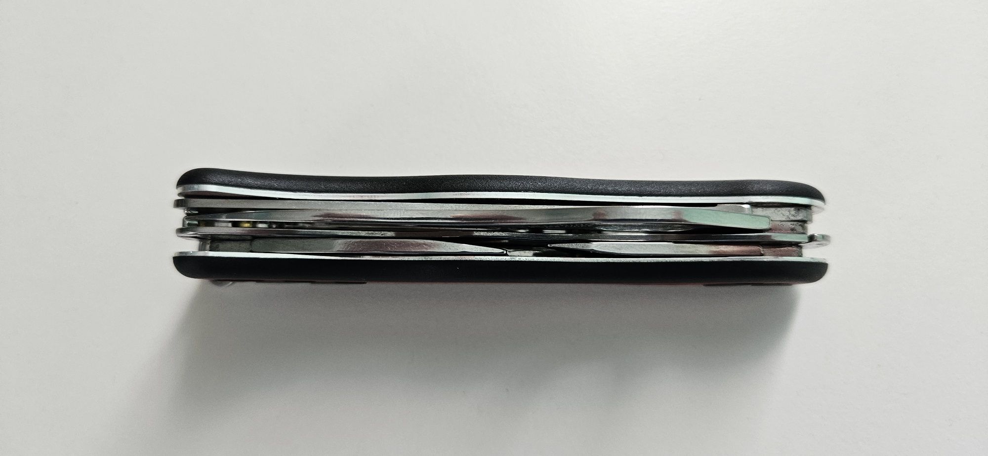 Victorinox Forester M Grip - нов
