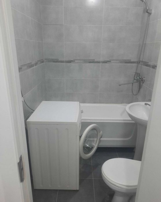 Srochna 1 Xonali Kvartira Ijaraga Topshiriladi. Kadishiva bozor oldida