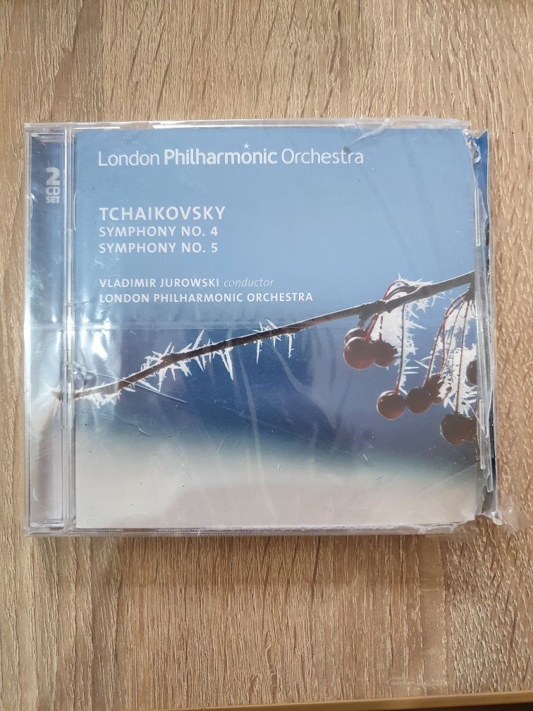 Set 2 CD Tchaikovsky - simfoniile 4 si 5 (filarmonica din Londra)
