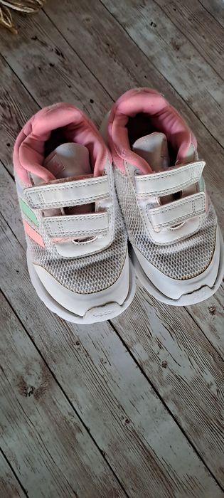 Adidasi fetite marimea 26
