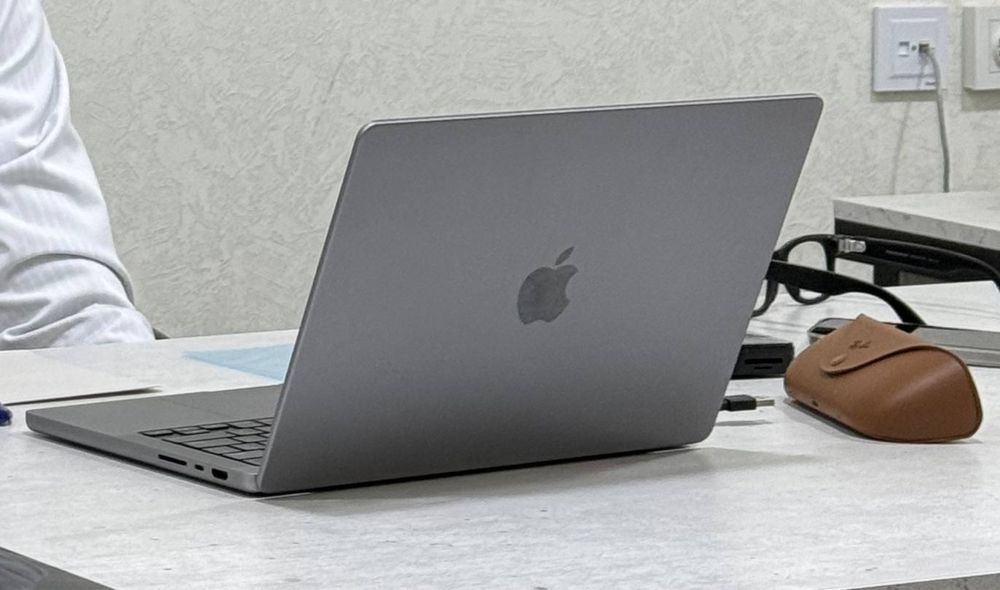 Macbook pro m2 pro
