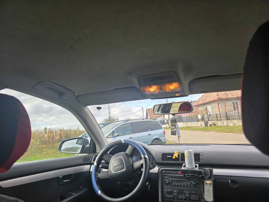 Audi a 4 b7  mai multe det la tel