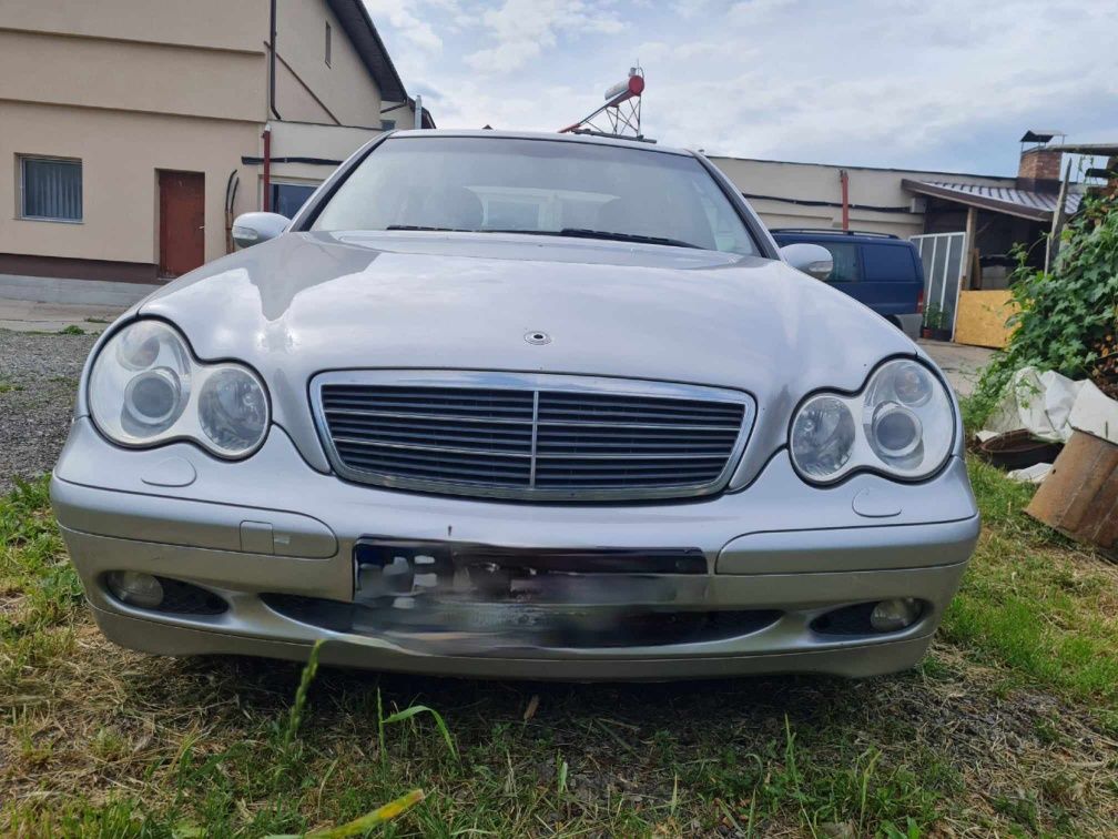 Mercedes C200 Al doilea proprietar