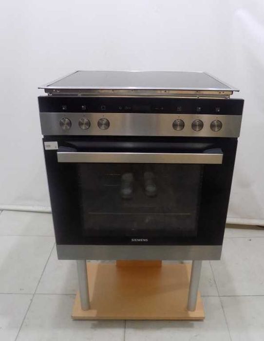 Фурна с плот за вграждане Siemens EQ110KA1Z  код 3951