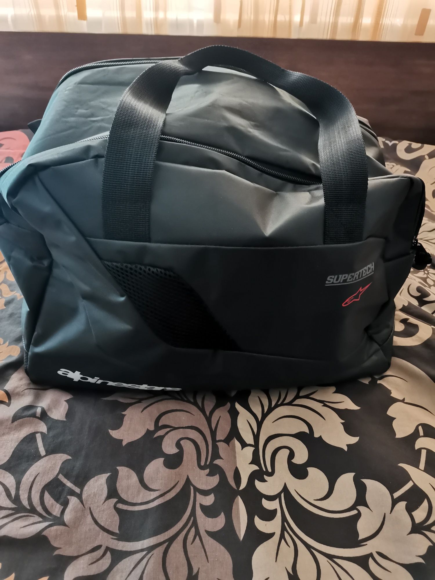Каска за мотор Alpinestars Supertech R10