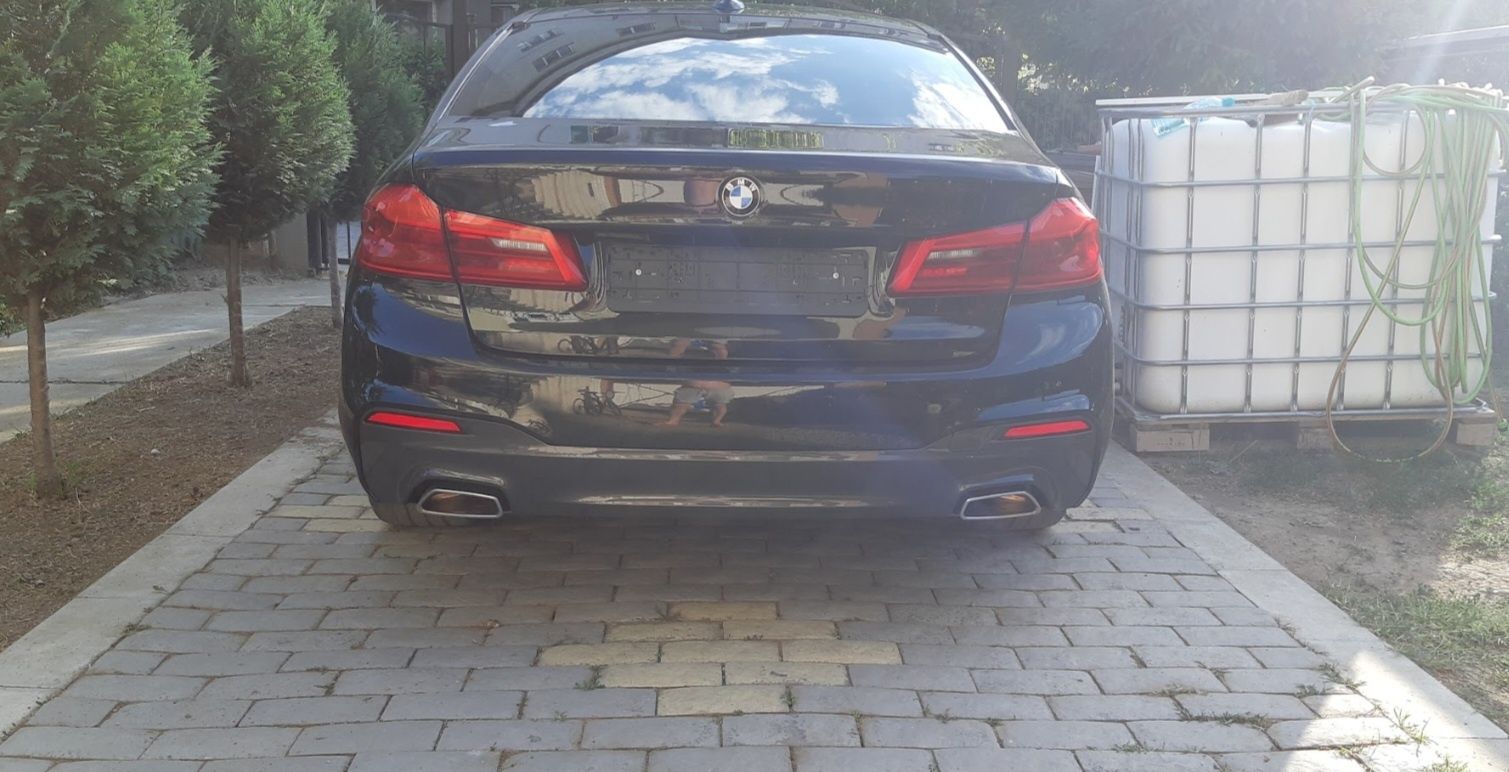 Capota spate portbagaj BMW seria 5 G30 2018 negru metalizat