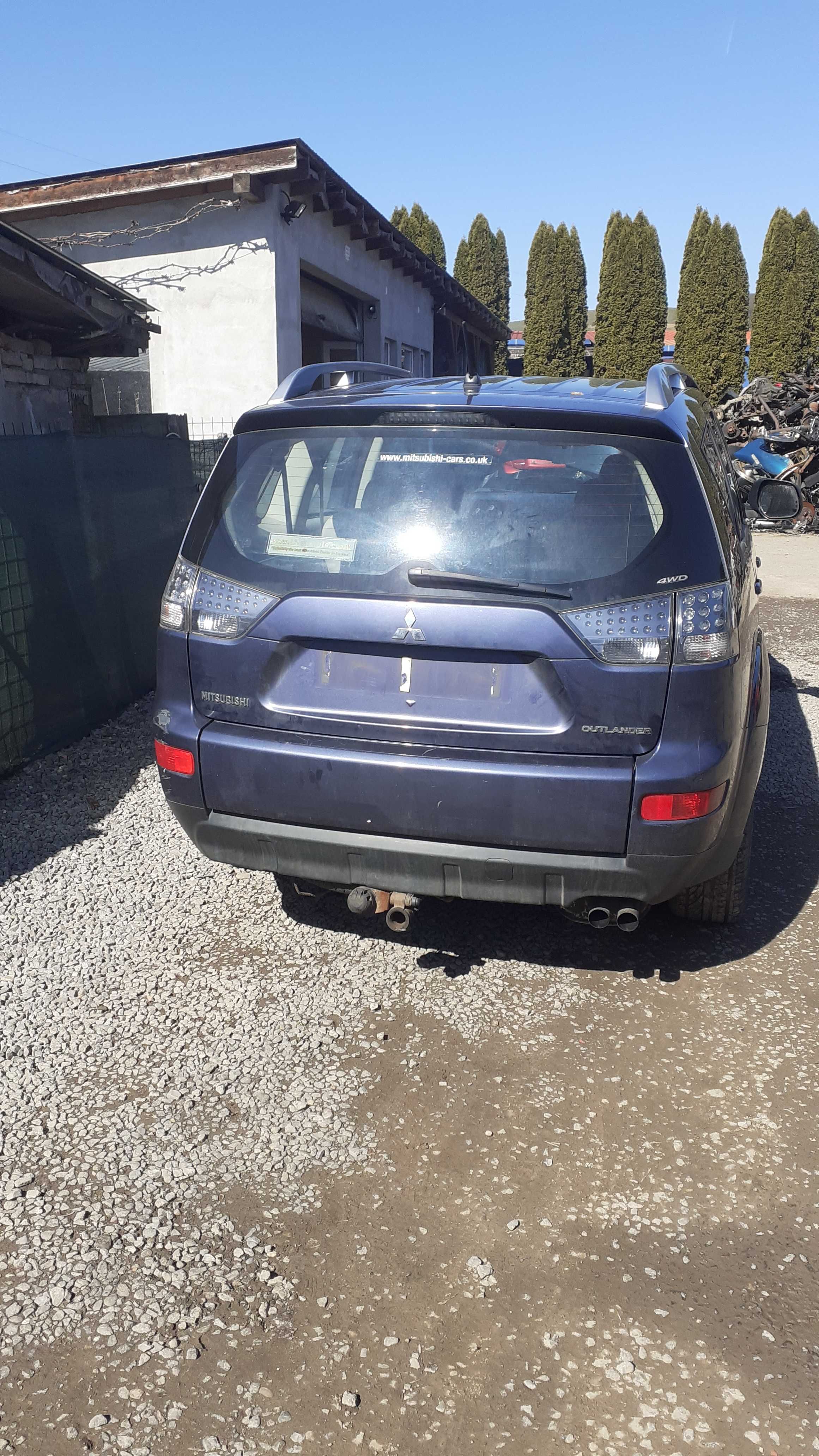 Dezmembrez Piese Mitsubishi Outlander din 2008