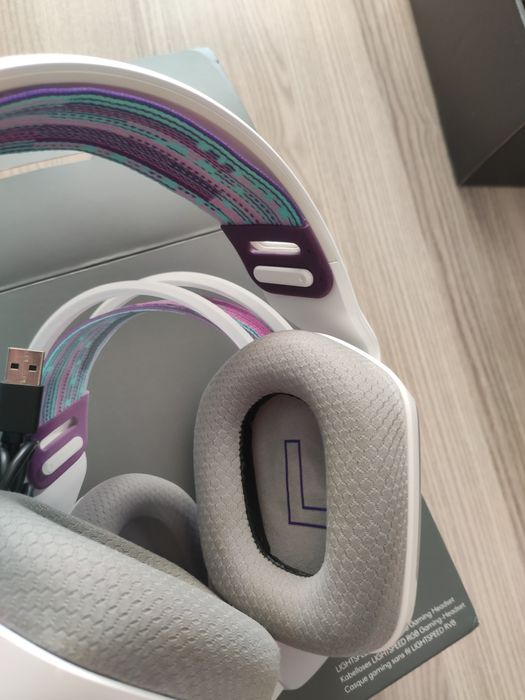 Logitech G733 White – безжични геймърски слушалки (Lightspeed)