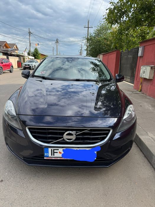Volvo v40 2.0 2016